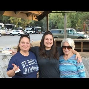 Meet your Posher, Lynn